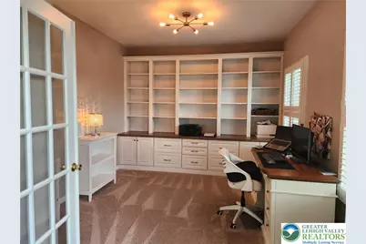 5516 Sunset Drive, North Whitehall Township, PA 18078 - Photo 2