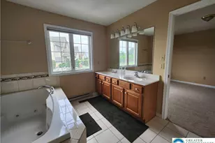5516 Sunset Dr, North Whitehall Township, PA 18078 - Photo 8