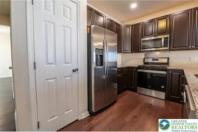 1434 Black Forest Drive, South Whitehall Township, PA 18104 - Photo 10