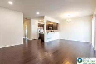 1434 Black Forest Dr, South Whitehall Township, PA 18104 - Photo 8