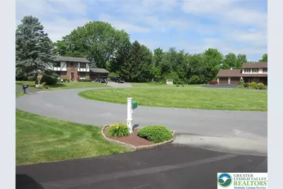 531 Mountain View Road, Lower Nazareth Twp, PA 18064 - Photo 2
