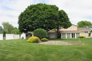 531 Mountain View Rd, Lower Nazareth Twp, PA 18064 - Photo 4