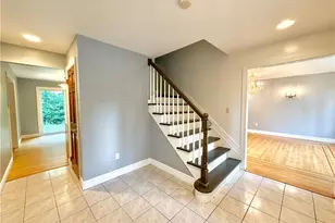 6133 Muhlenberg Ct, Bethlehem City, PA 18017 - Photo 4