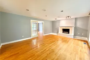 6133 Muhlenberg Ct, Bethlehem City, PA 18017 - Photo 14