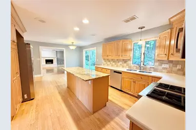 6133 Muhlenberg Court, Bethlehem City, PA 18017 - Photo 8