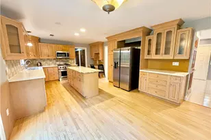 6133 Muhlenberg Ct, Bethlehem City, PA 18017 - Photo 10