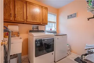 4399 Driftwood Ln, Lower Macungie Township, PA 18103 - Photo 40