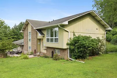 2371 Honeysuckle Road, Allentown City, PA 18103 - Photo 8