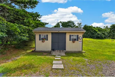 1139 Kindling Drive, Tunkhannock Twp, PA 18610 - Photo 8