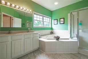 13 Somerset Ln, Palmer Twp, PA 18045 - Photo 14