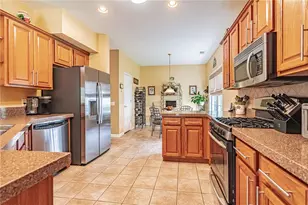 13 Somerset Ln, Palmer Twp, PA 18045 - Photo 6