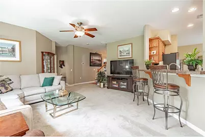 13 Somerset Lane, Palmer Twp, PA 18045 - Photo 2