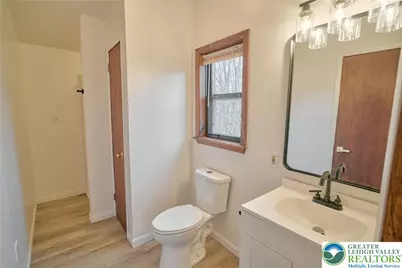 121 Nosirrah Road, Penn Forrest, PA 18210 - Photo 10