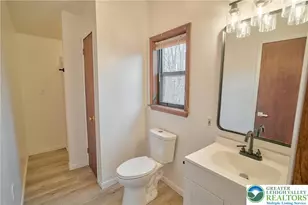 121 Nosirrah Rd, Penn Forrest, PA 18210 - Photo 10