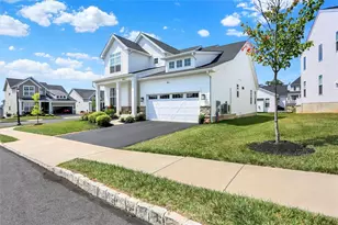 1814 Stang Dr, Allentown City, PA 18104 - Photo 2