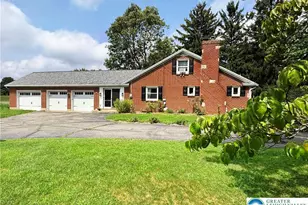 549 Nazareth Dr, Moore Township, PA 18014 - Photo 2
