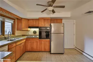1289 Stafore Dr, Bethlehem City, PA 18017 - Photo 12