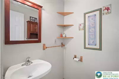8138 Pheasant Run, Upper Macungie Township, PA 18051 - Photo 28