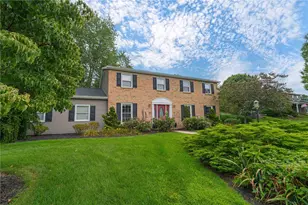 1151 Treeline Dr, Allentown City, PA 18103 - Photo 2