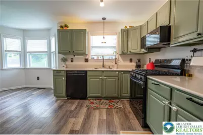 221 Jubilee Drive, Stockertown Boro, PA 18040 - Photo 10