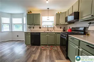 221 Jubilee Dr, Stockertown Boro, PA 18040 - Photo 10