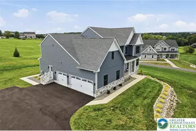 465 Gail Drive, Bushkill Twp, PA 18064 - Photo 92