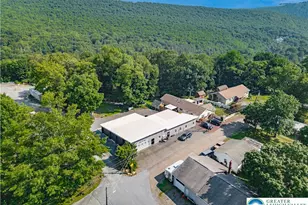 830 Fern St, Jim Thorpe, PA 18229 - Photo 2