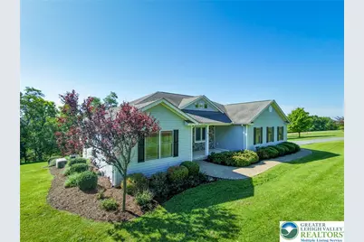 133 Shepherds Hill Drive, Upper Mt Bethel Twp, PA 18013 - Photo 2