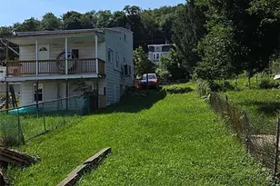148 Penn St, Tamaqua, PA 18252 - Photo 8
