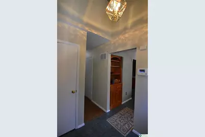 301 Carver Drive, Bethlehem City, PA 18017 - Photo 8