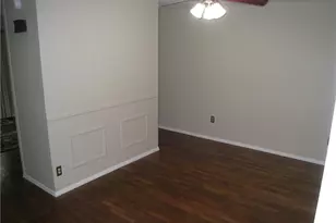 301 Carver Dr, Bethlehem City, PA 18017 - Photo 14