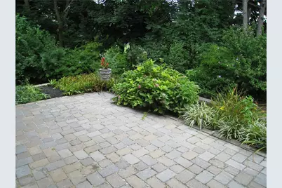 301 Carver Drive, Bethlehem City, PA 18017 - Photo 6