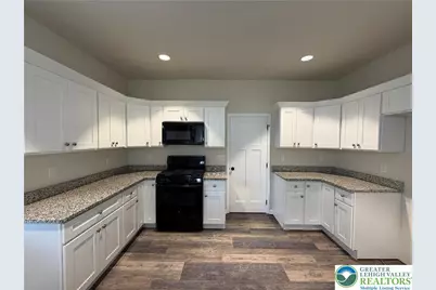 712 N Bishopthorpe Street, Fountain Hill Boro, PA 18015 - Photo 6