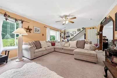 110 Aaron Drive, Tobyhanna Twp, PA 18347 - Photo 8