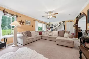 110 Aaron Dr, Tobyhanna Twp, PA 18347 - Photo 8