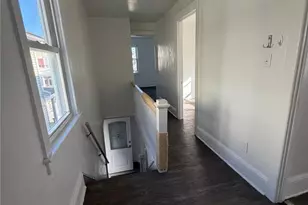 2434 Sycamore St, Wilson Boro, PA 18042 - Photo 2
