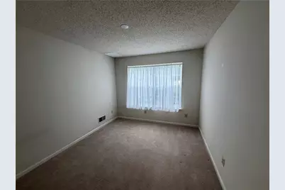 1947 Willings Lane, Hellertown Boro, PA 18055 - Photo 10