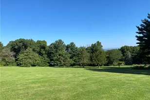 5443 S Mountain, Upper Milford Township, PA 18049 - Photo 6