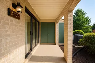 2874 Aronimink Pl, Lower Macungie Township, PA 18062 - Photo 4