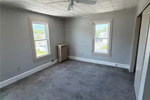 100 Rose Ln, Old Forge, PA 18518 - Photo 4