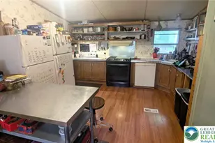 7814 Dougherty Dr, Middle Smithfield, PA 18302 - Photo 4