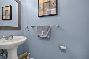 4205 Shadowstone Dr, Easton, PA 18040 - Photo 22