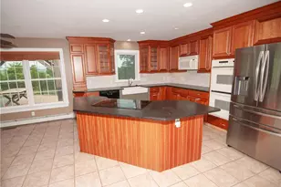 2202 High Meadow Rd, Springfield Twp, PA 18036 - Photo 10