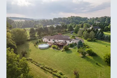 2202 High Meadow Road, Springfield Twp, PA 18036 - Photo 4