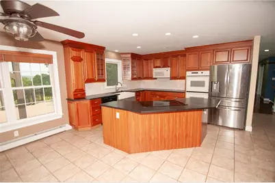 2202 High Meadow Road, Springfield Twp, PA 18036 - Photo 8