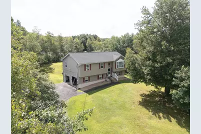 214 Center Drive, Tunkhannock Twp, PA 18610 - Photo 4