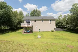 214 Center Dr, Tunkhannock Twp, PA 18610 - Photo 10
