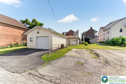 28 S 5th Street, Emmaus Boro, PA 18049 - Photo 2