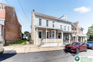 28 S 5th St, Emmaus Boro, PA 18049 - Photo 1