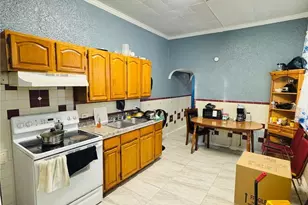 824 N 5th St, Allentown City, PA 18102 - Photo 8